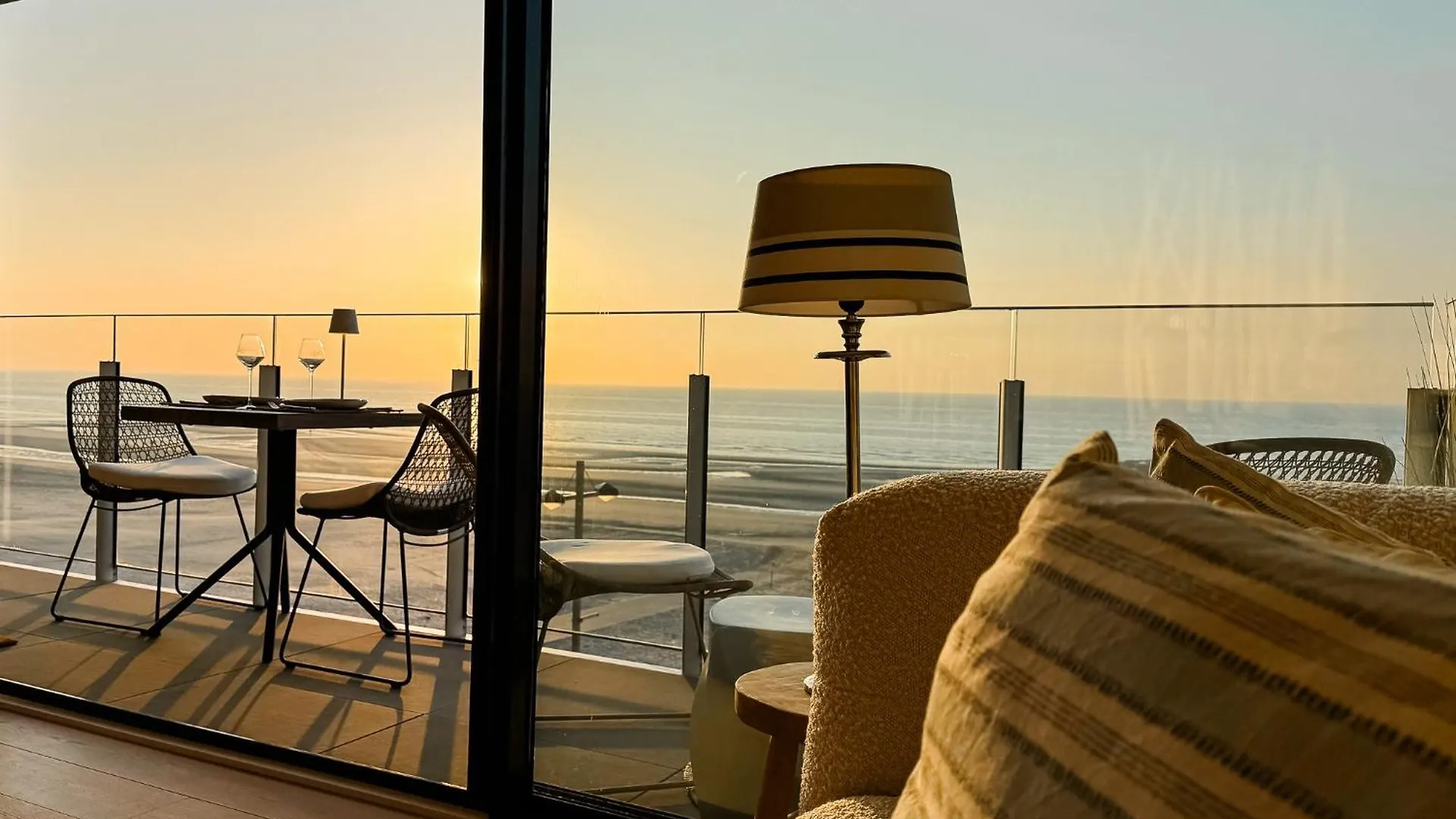 La Meremoi - Studio Middelkerke Balcony And Sea View